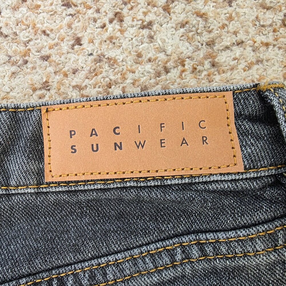 PacSun High Rise Festival Shorts, 27" waist, Like New - Picture 3 of 7